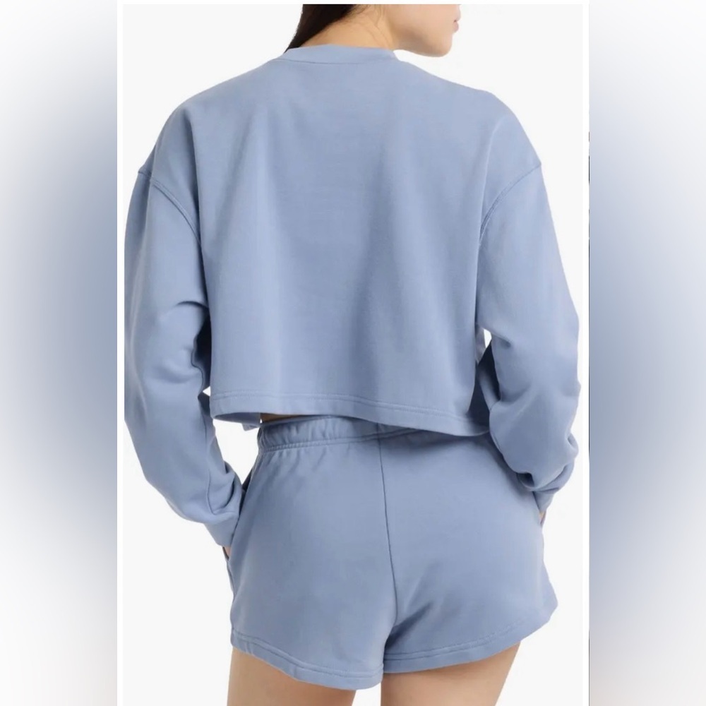 New Balance Women's Coastal Fleece Crew Top Dusk Shower MSRP $80 Size XS - Picture 2 of 10